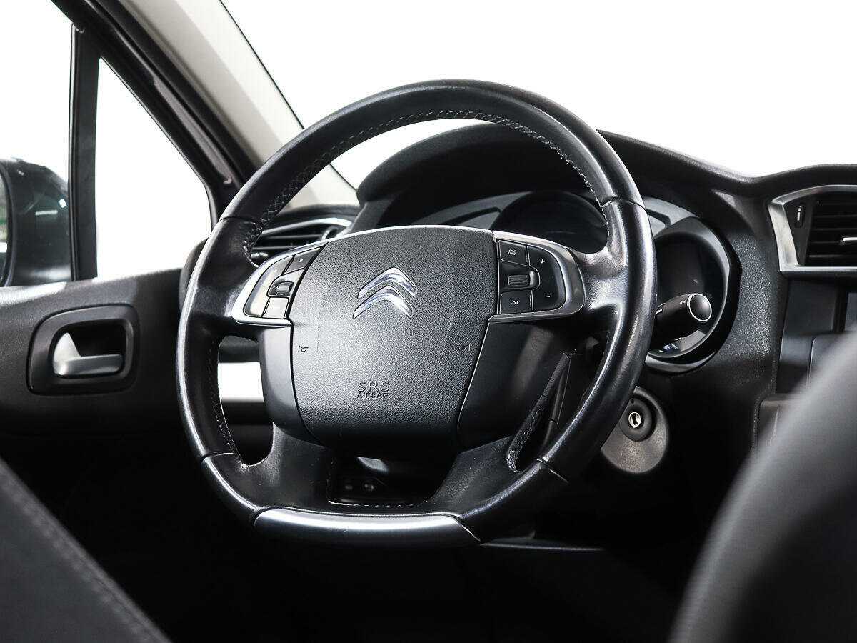 Citroen C4 с пробегом — 2017 год. Фото: #12