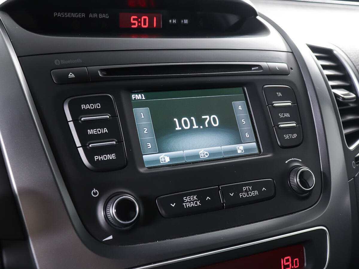 Kia Sorento с пробегом — 2013 год. Фото: #17