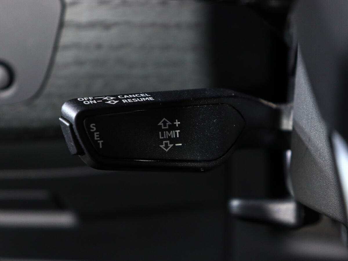 Audi A4 с пробегом — 2016 год. Фото: #14