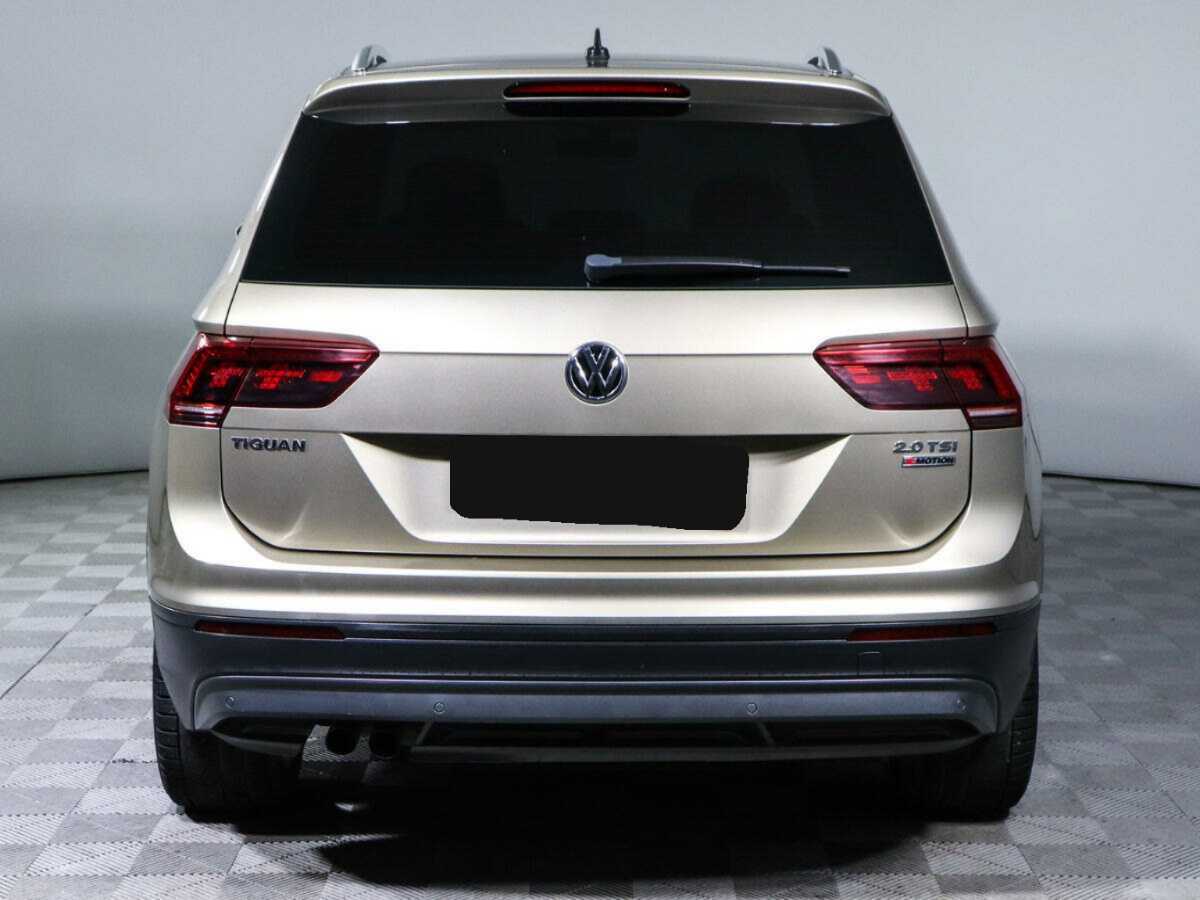 Volkswagen Tiguan с пробегом — 2017 год. Фото: #4