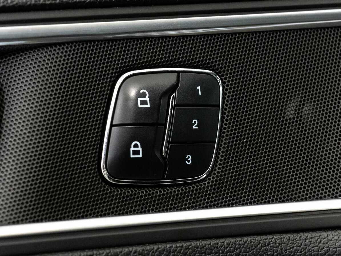Ford Explorer с пробегом — 2017 год. Фото: #18