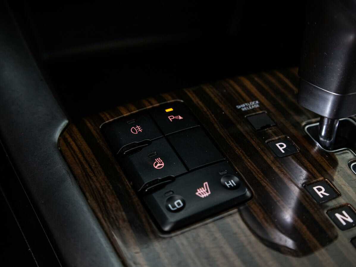 Kia Mohave с пробегом — 2017 год. Фото: #15