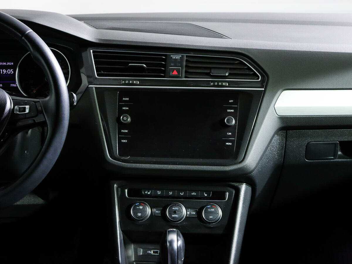 Volkswagen Tiguan с пробегом — 2018 год. Фото: #10