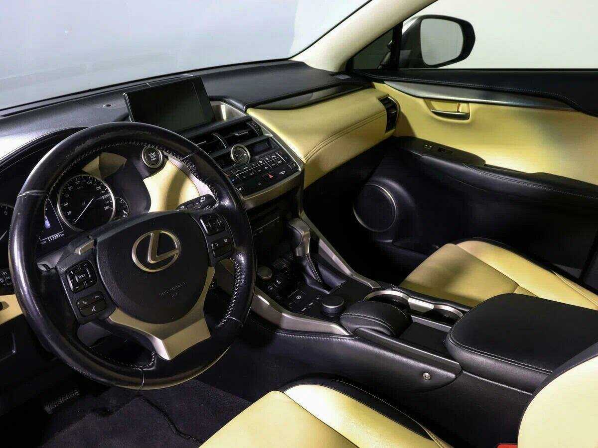 Lexus NX с пробегом — 2015 год. Фото: #13