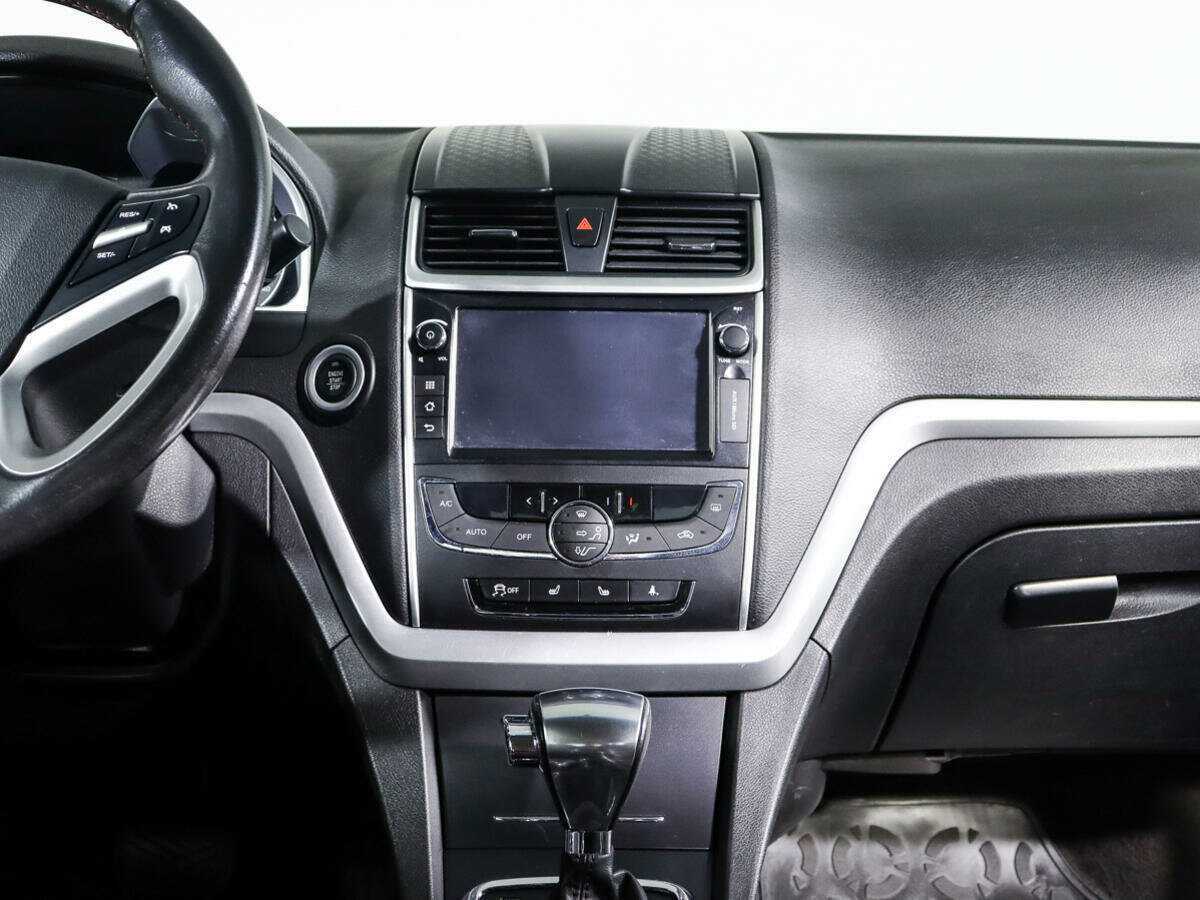 Geely Emgrand 7 с пробегом — 2016 год. Фото: #10