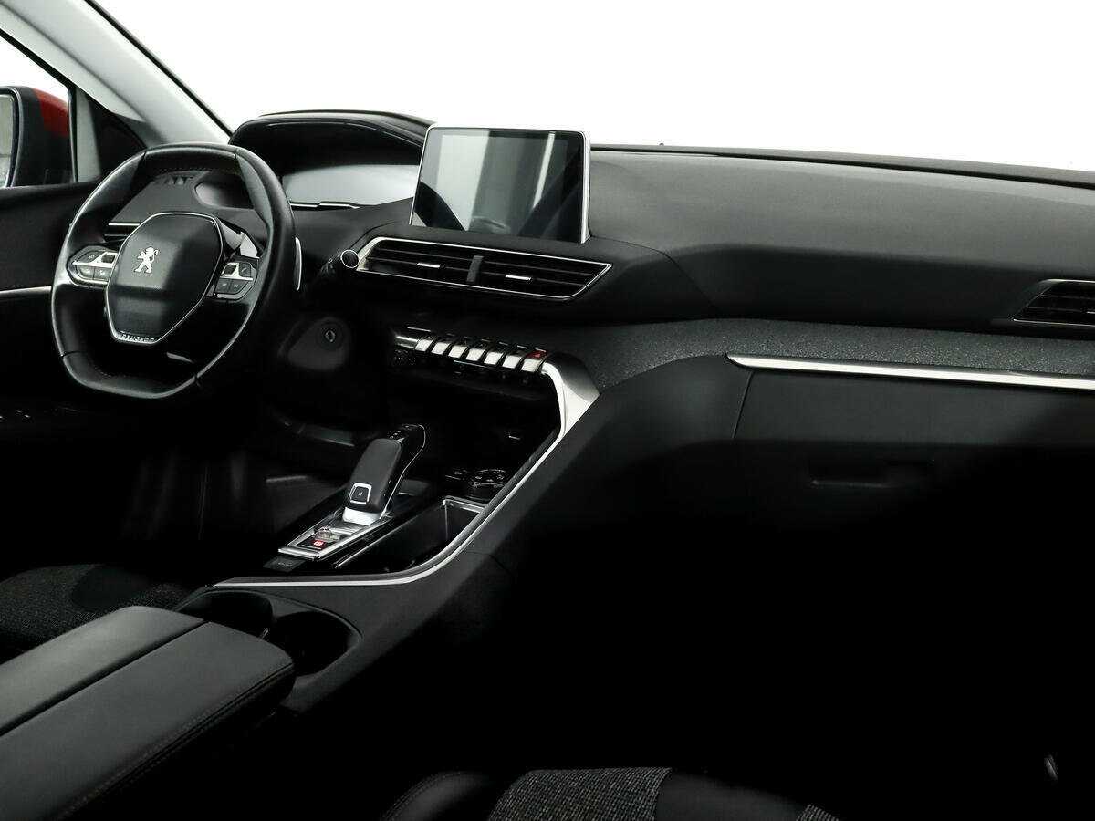 Peugeot 3008 с пробегом — 2017 год. Фото: #8