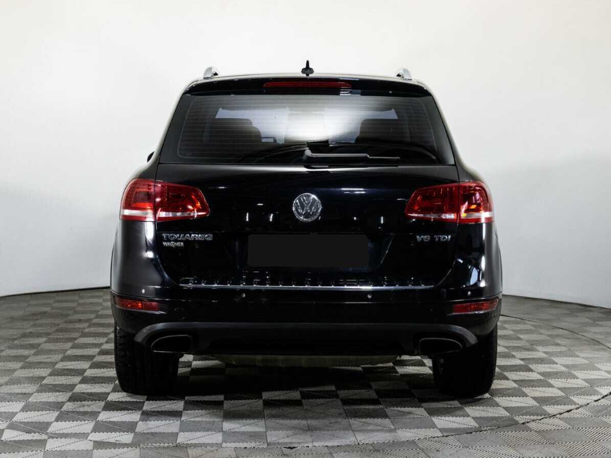 Volkswagen Touareg с пробегом — 2012 год. Фото: #4