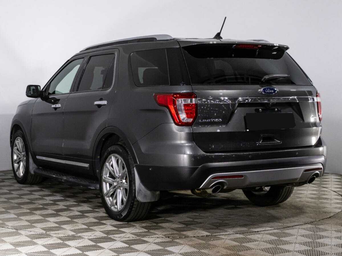 Ford Explorer с пробегом — 2017 год. Фото: #6