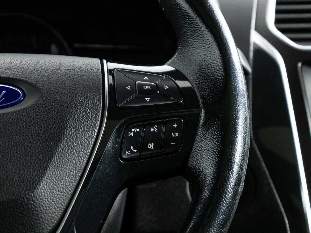 Ford Explorer с пробегом — 2017 год. Фото: #23