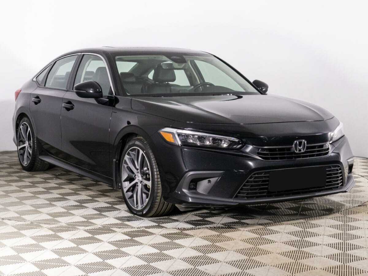 Honda Civic с пробегом — 2021 год. Фото: #2