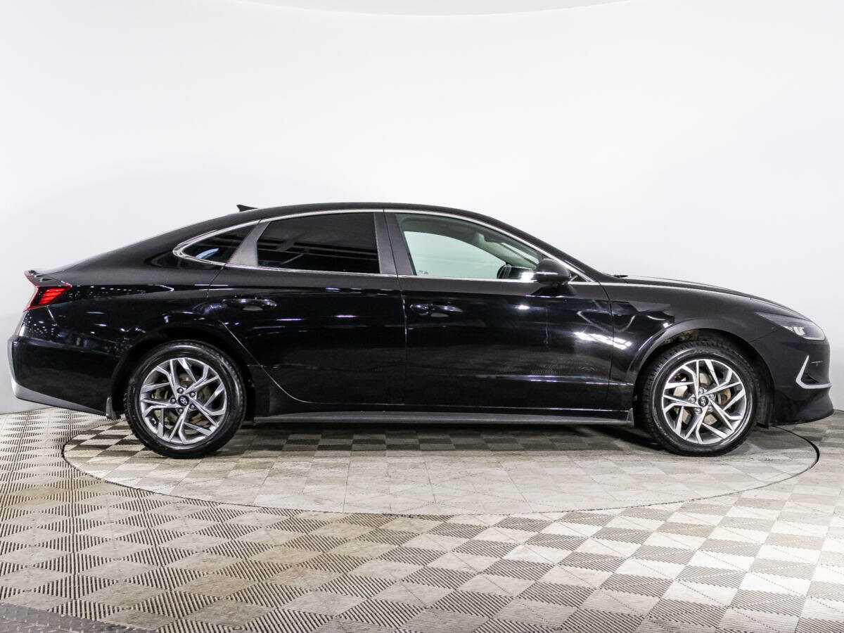 Hyundai Sonata с пробегом — 2020 год. Фото: #3