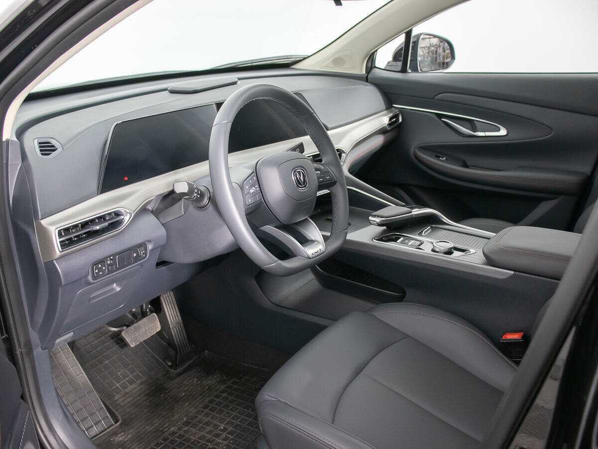 Changan UNI-T с пробегом — 2023 год. Фото: #9