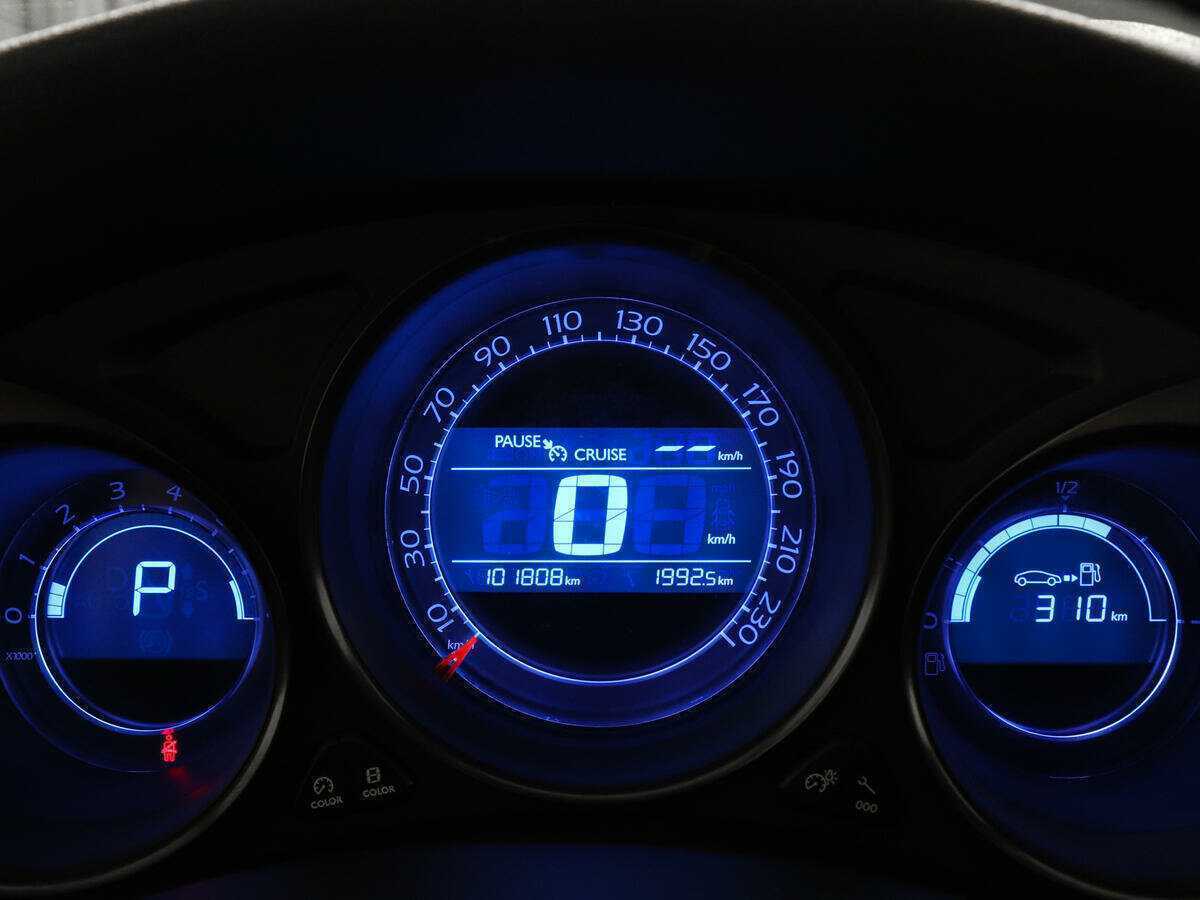 Citroen C4 с пробегом — 2012 год. Фото: #6