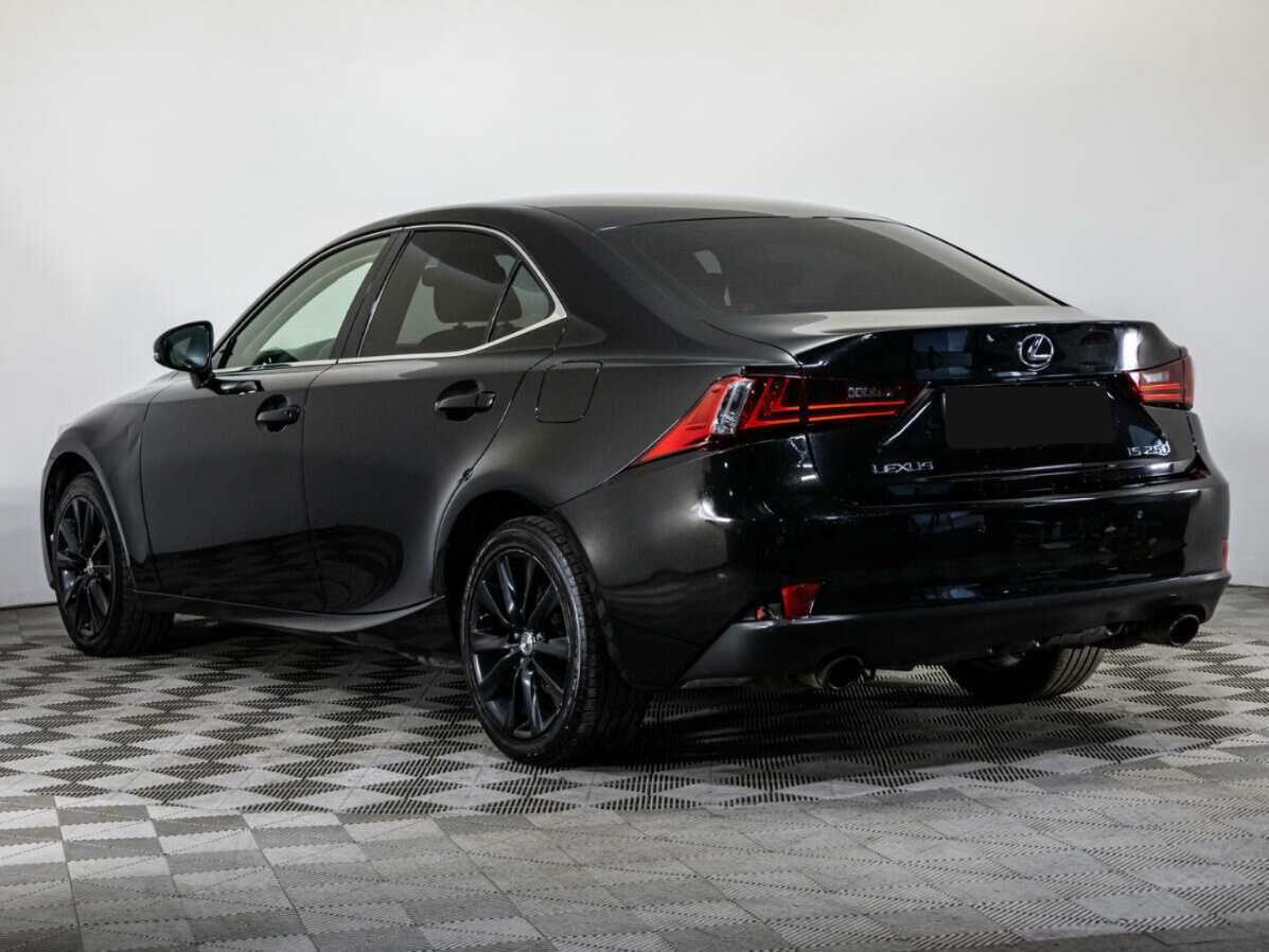 Lexus IS с пробегом — 2014 год. Фото: #5