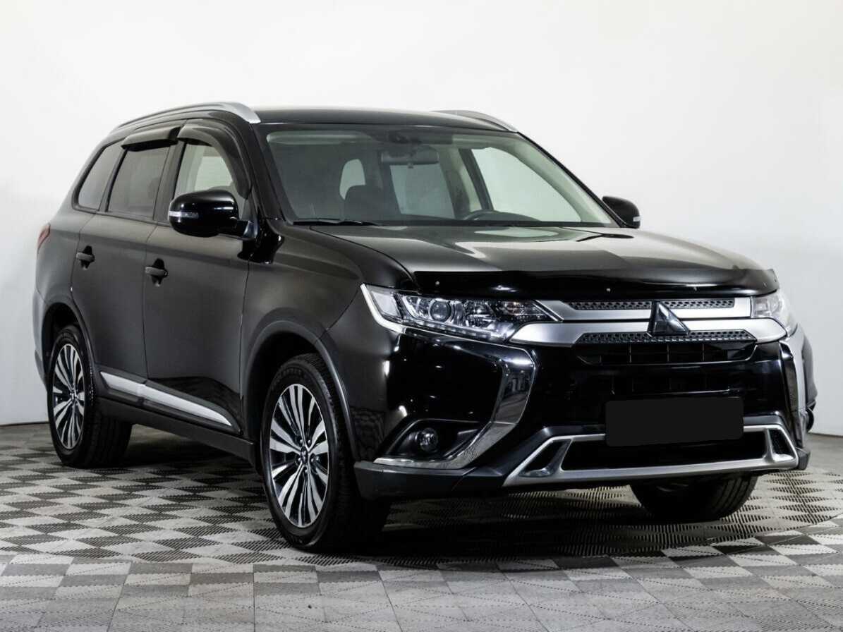 Mitsubishi Outlander с пробегом — 2019 год. Фото: #2