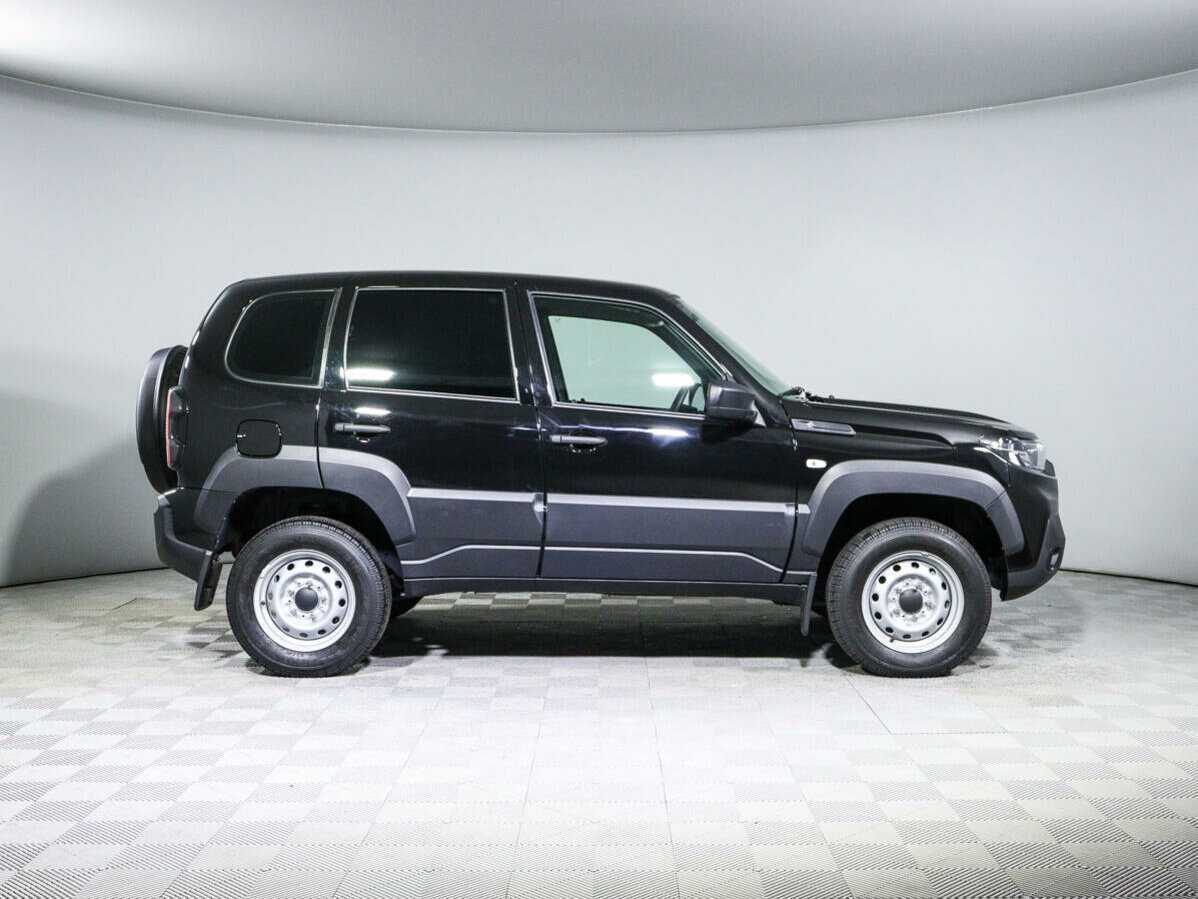 Lada (ВАЗ) Niva с пробегом — 2023 год. Фото: #3