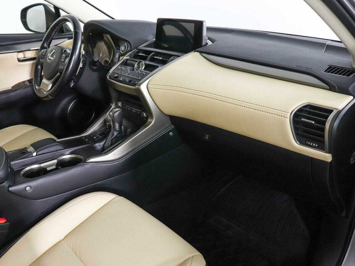 Lexus NX с пробегом — 2018 год. Фото: #9