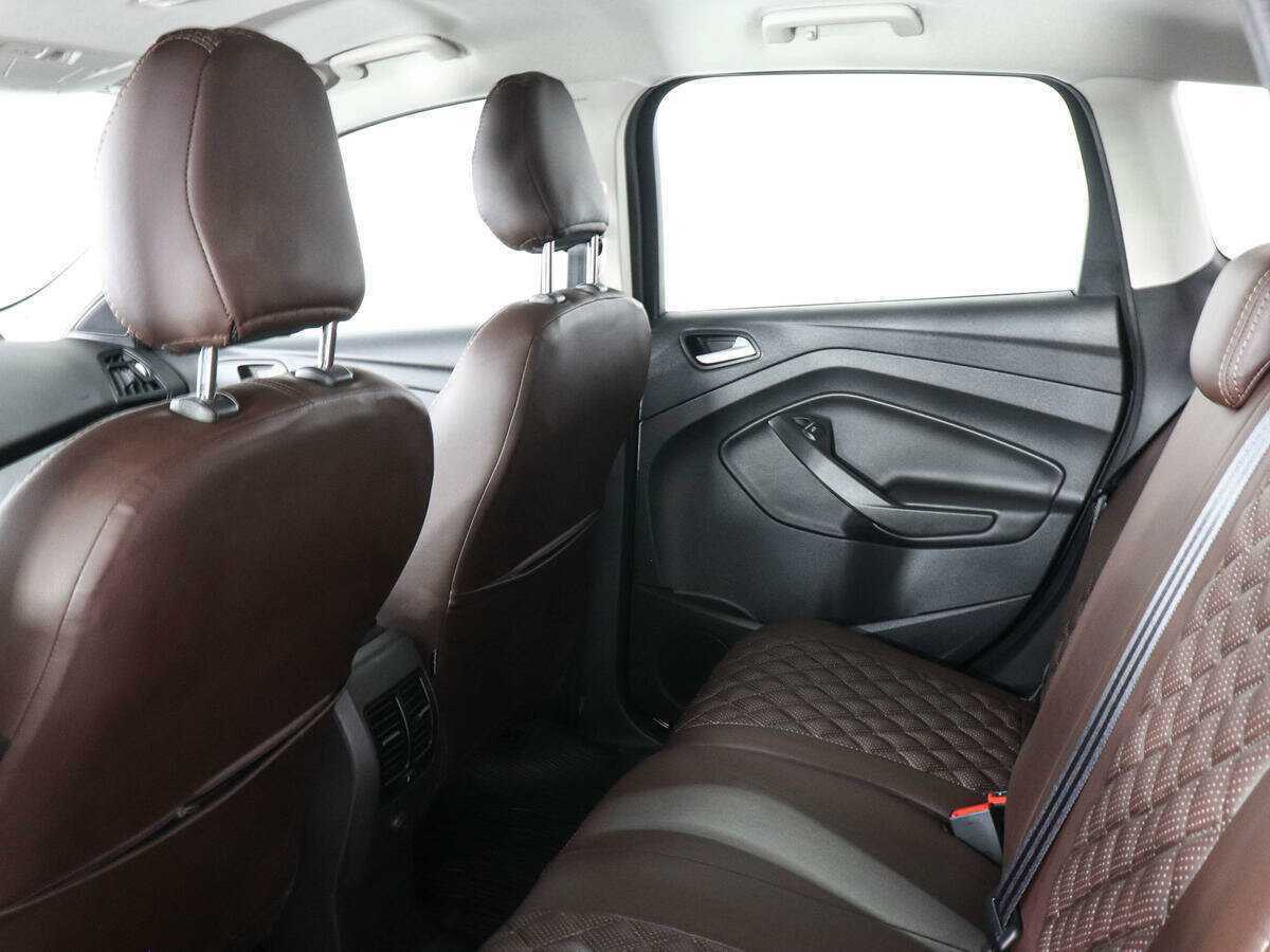 Ford Kuga с пробегом — 2019 год. Фото: #11