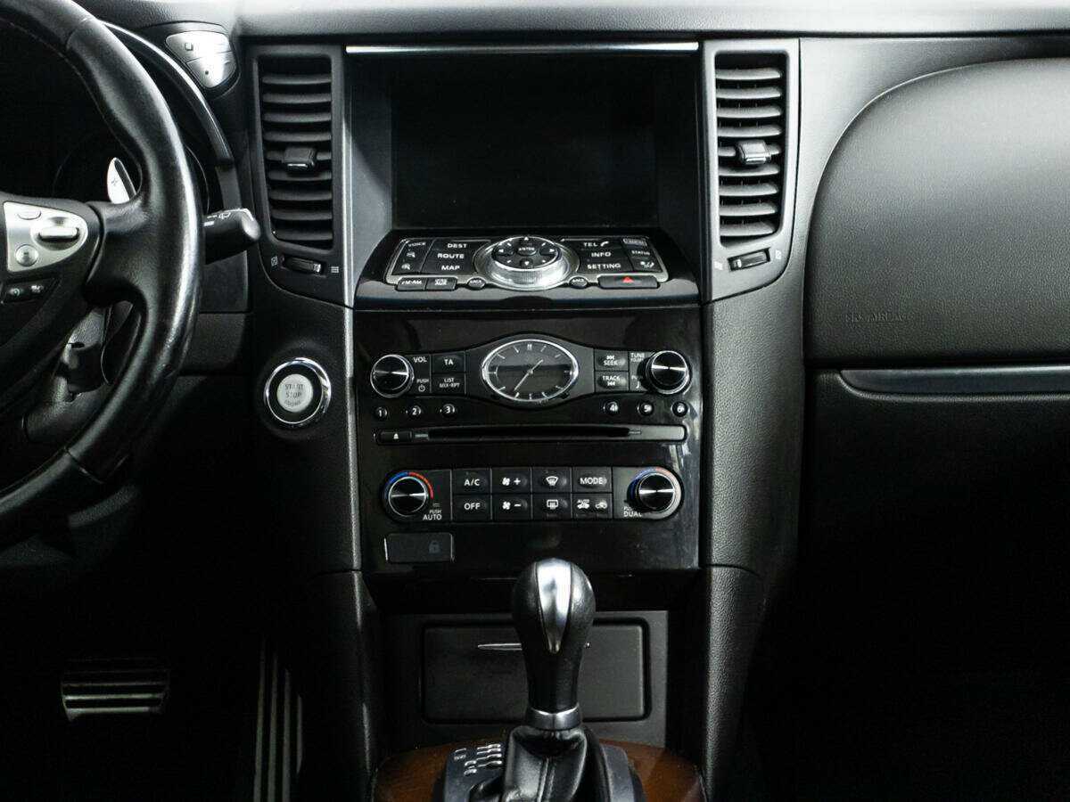 Infiniti FX с пробегом — 2012 год. Фото: #13