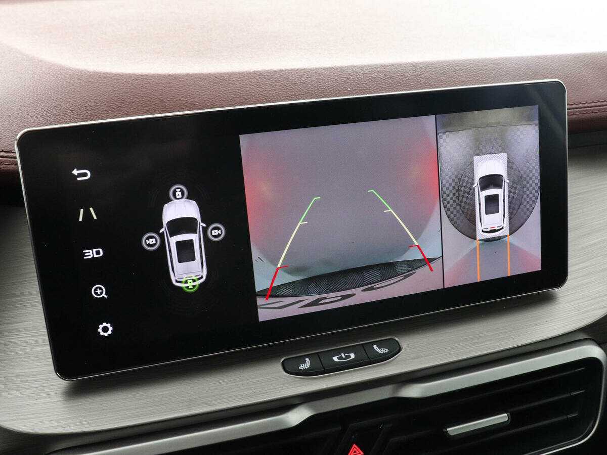 Geely Coolray с пробегом — 2023 год. Фото: #12