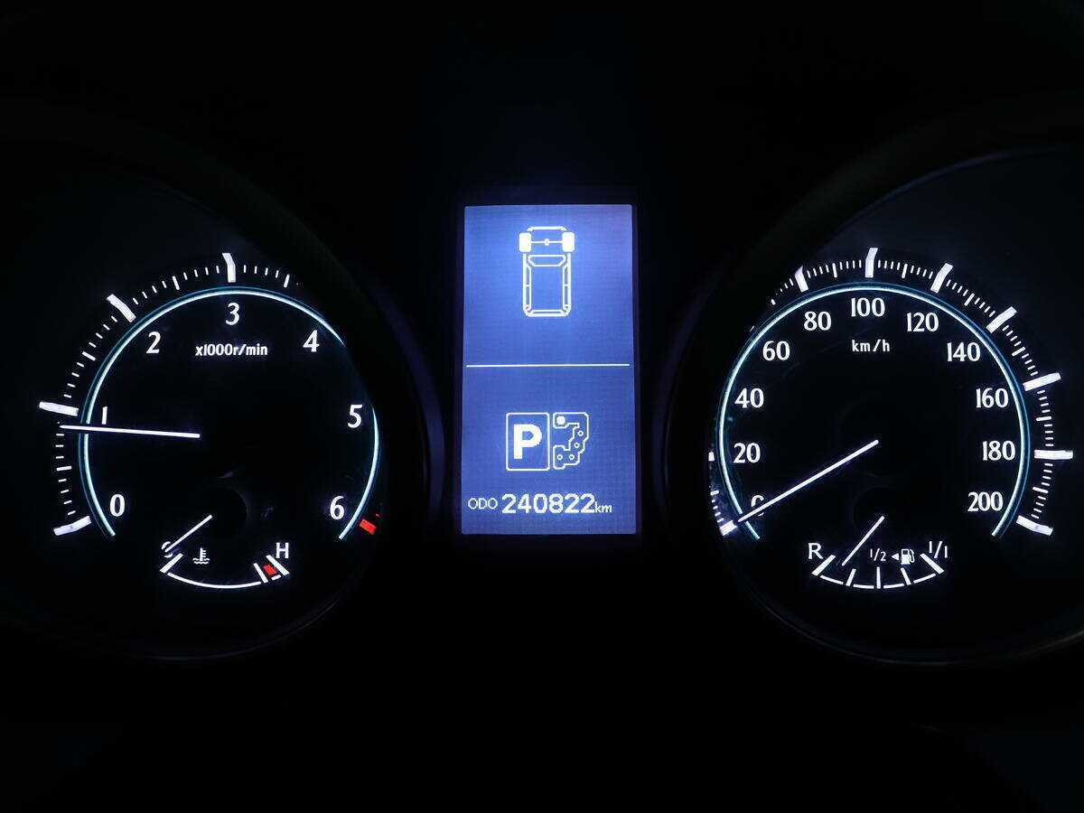 Toyota Land Cruiser Prado с пробегом — 2012 год. Фото: #13