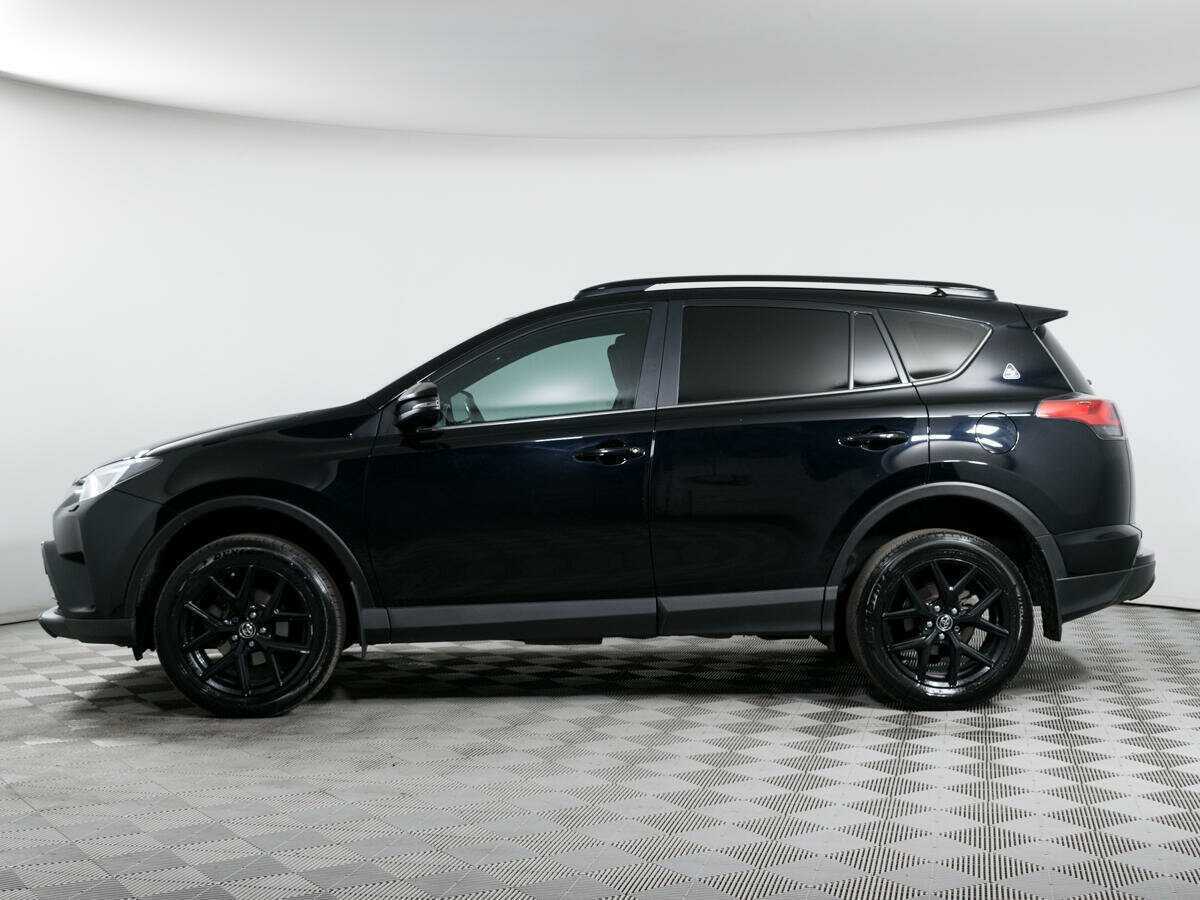 Toyota RAV4 с пробегом — 2019 год. Фото: #7