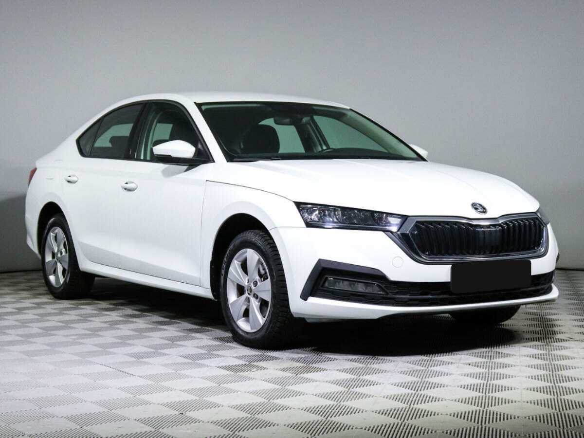 Skoda Octavia с пробегом — 2021 год. Фото: #2