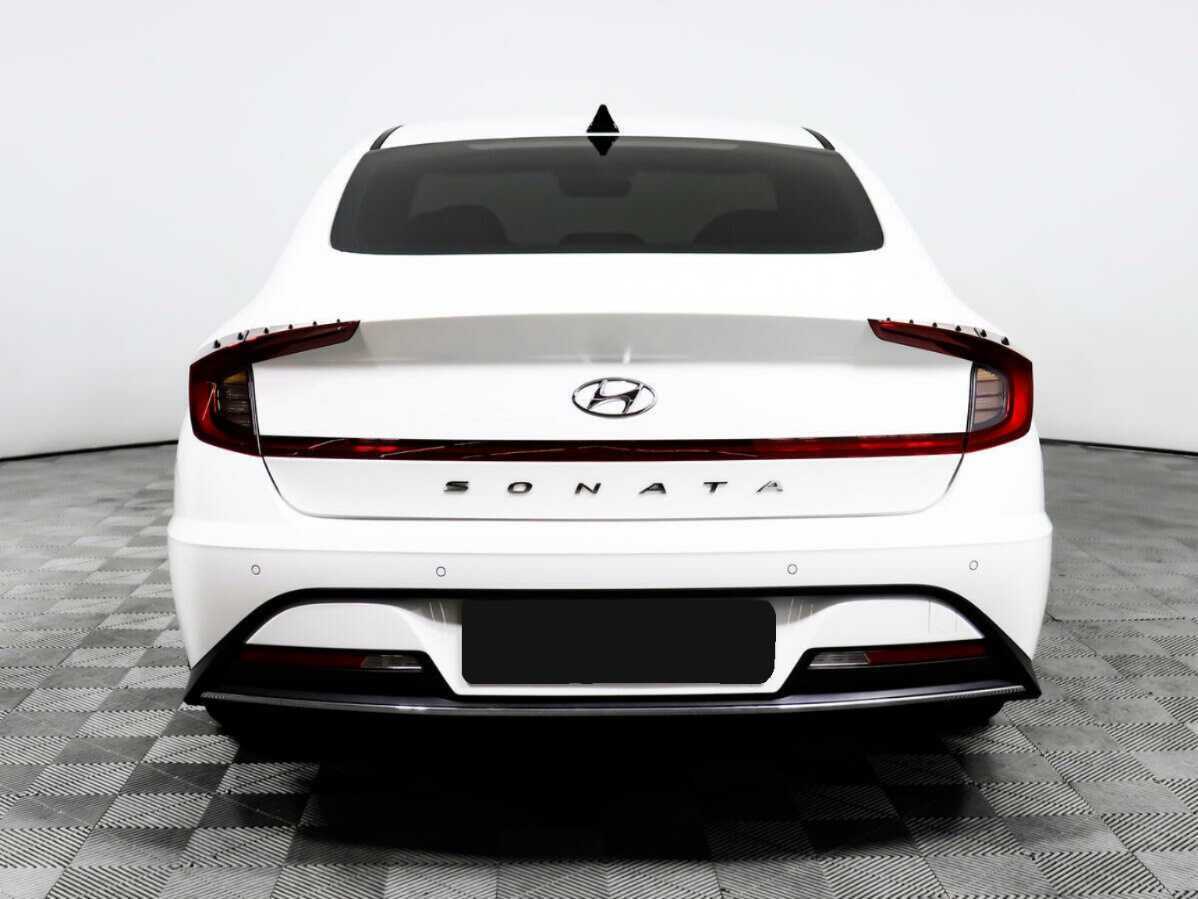 Hyundai Sonata с пробегом — 2021 год. Фото: #4