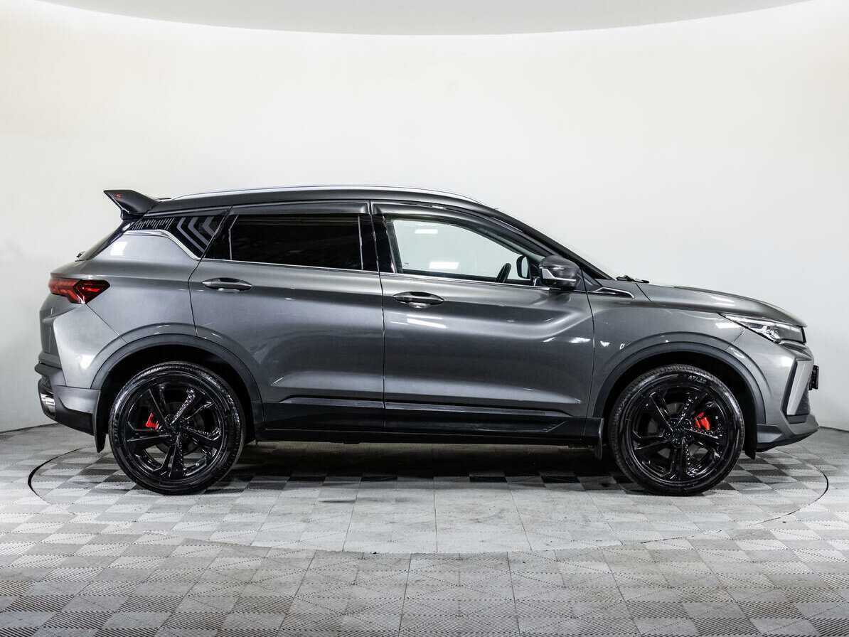 Geely Coolray с пробегом — 2023 год. Фото: #3