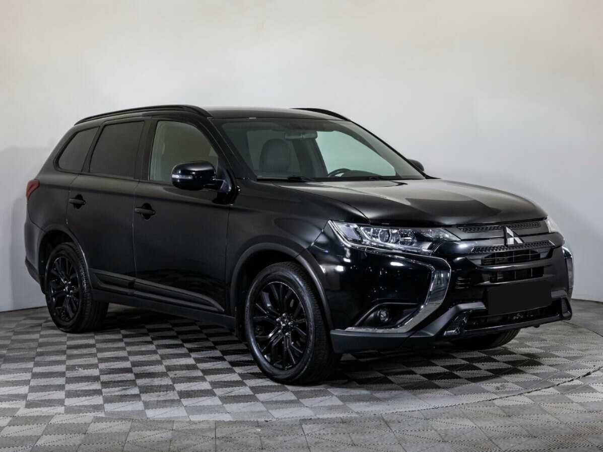 Mitsubishi Outlander с пробегом — 2021 год. Фото: #2