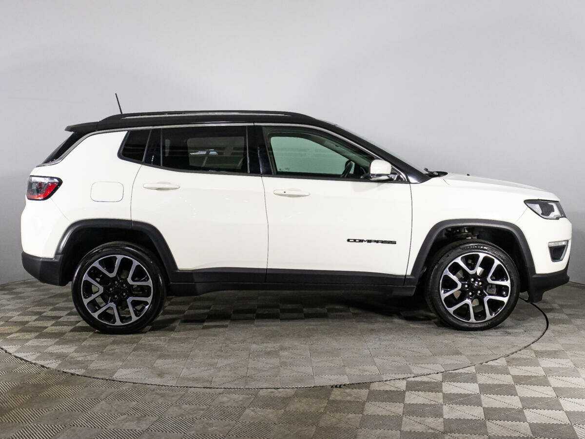 Jeep Compass с пробегом — 2017 год. Фото: #3