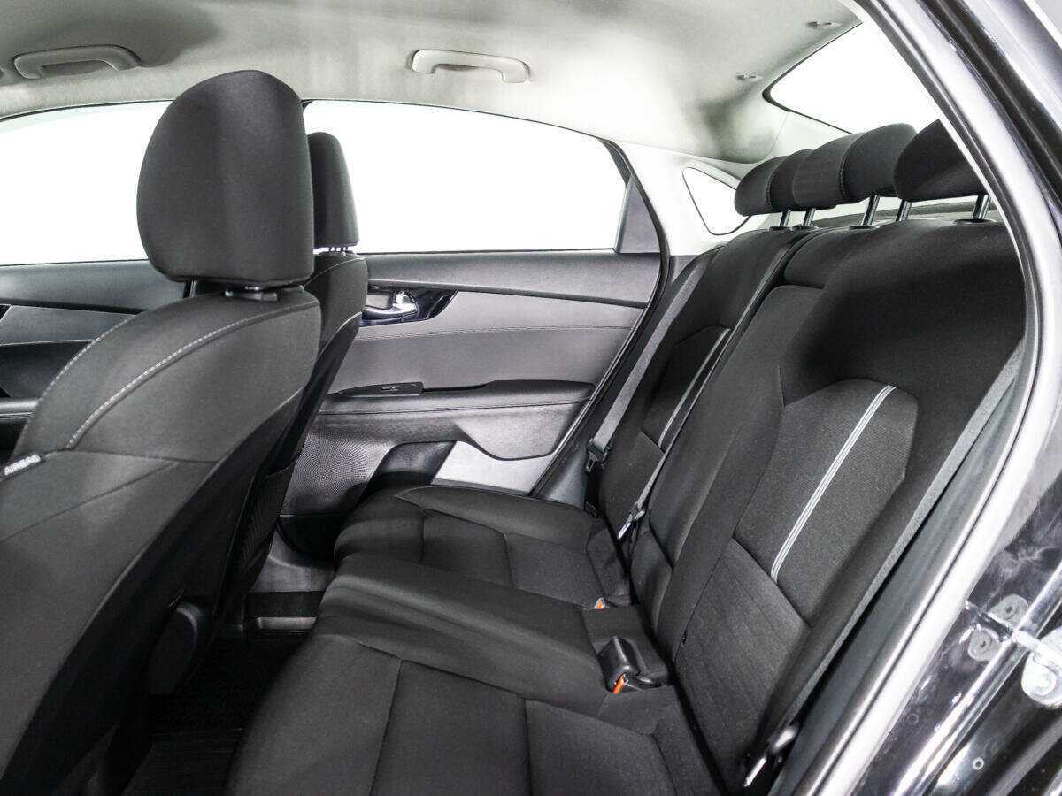 Kia Cerato с пробегом — 2021 год. Фото: #9