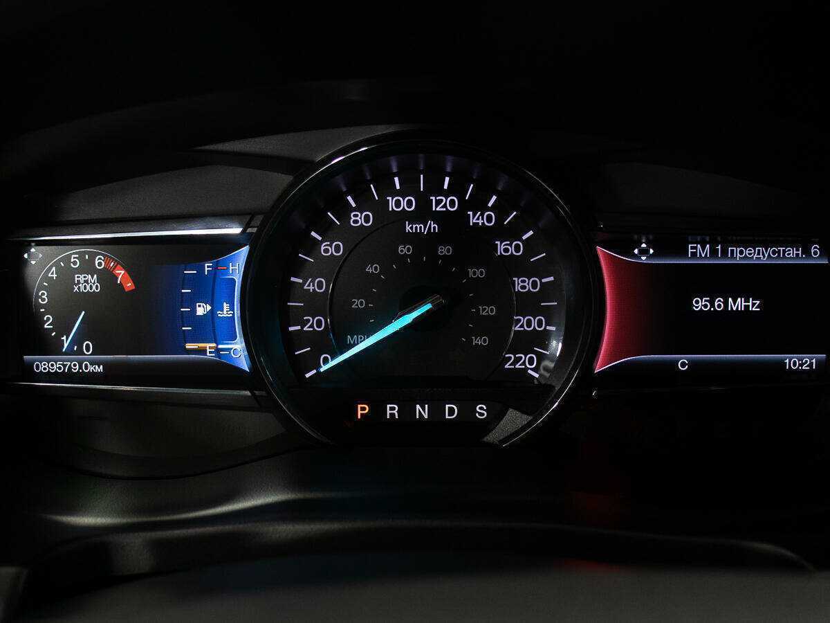 Ford Explorer с пробегом — 2017 год. Фото: #15