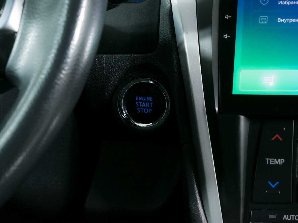 Toyota Camry с пробегом — 2017 год. Фото: #13