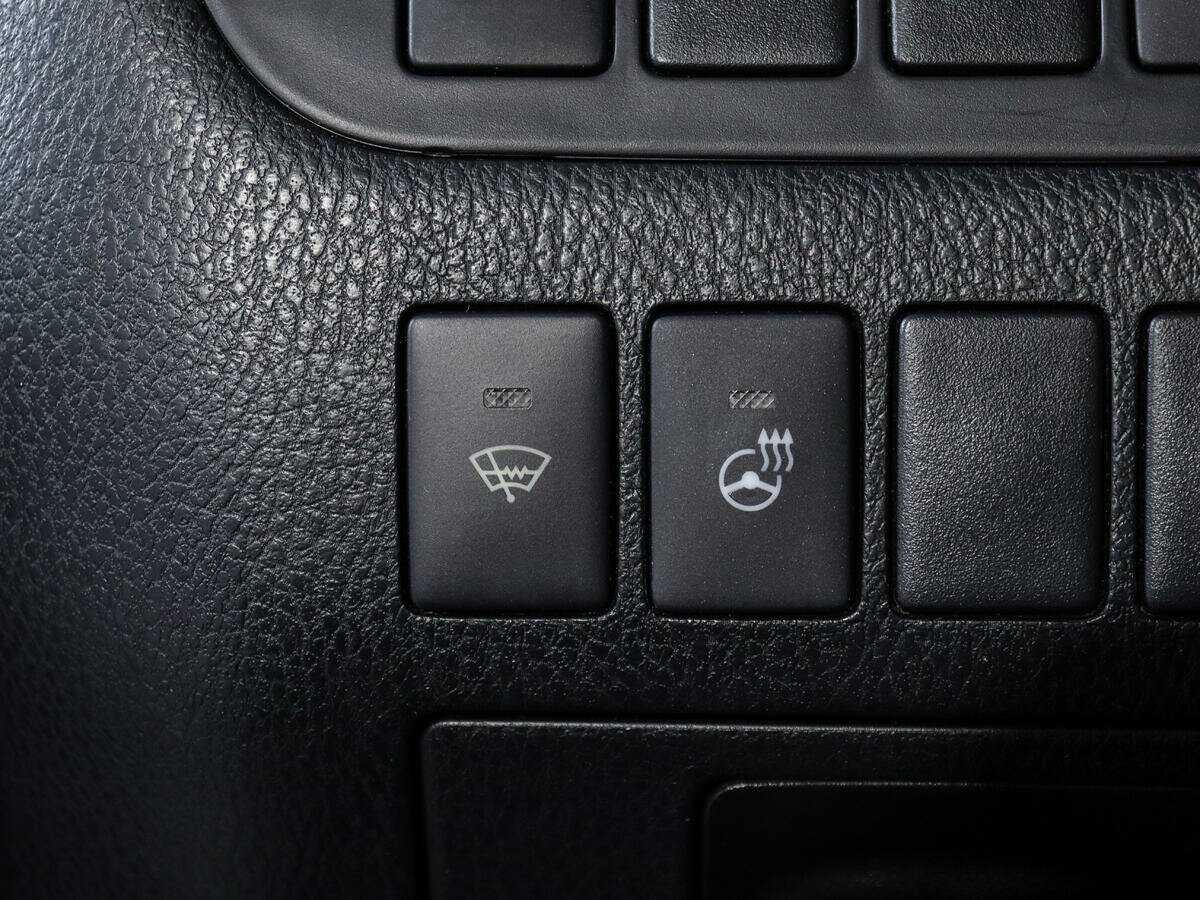 Toyota Highlander с пробегом — 2014 год. Фото: #17