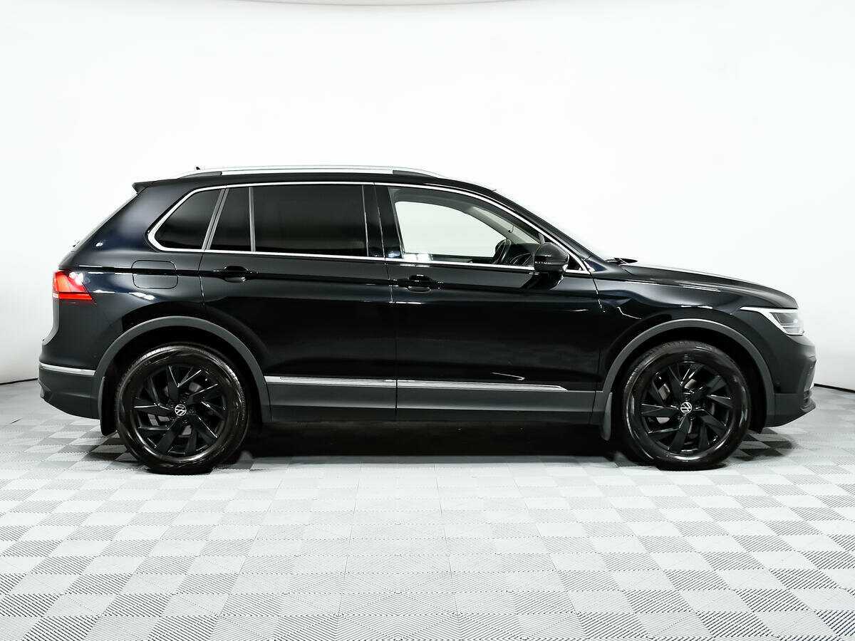 Volkswagen Tiguan с пробегом — 2021 год. Фото: #3
