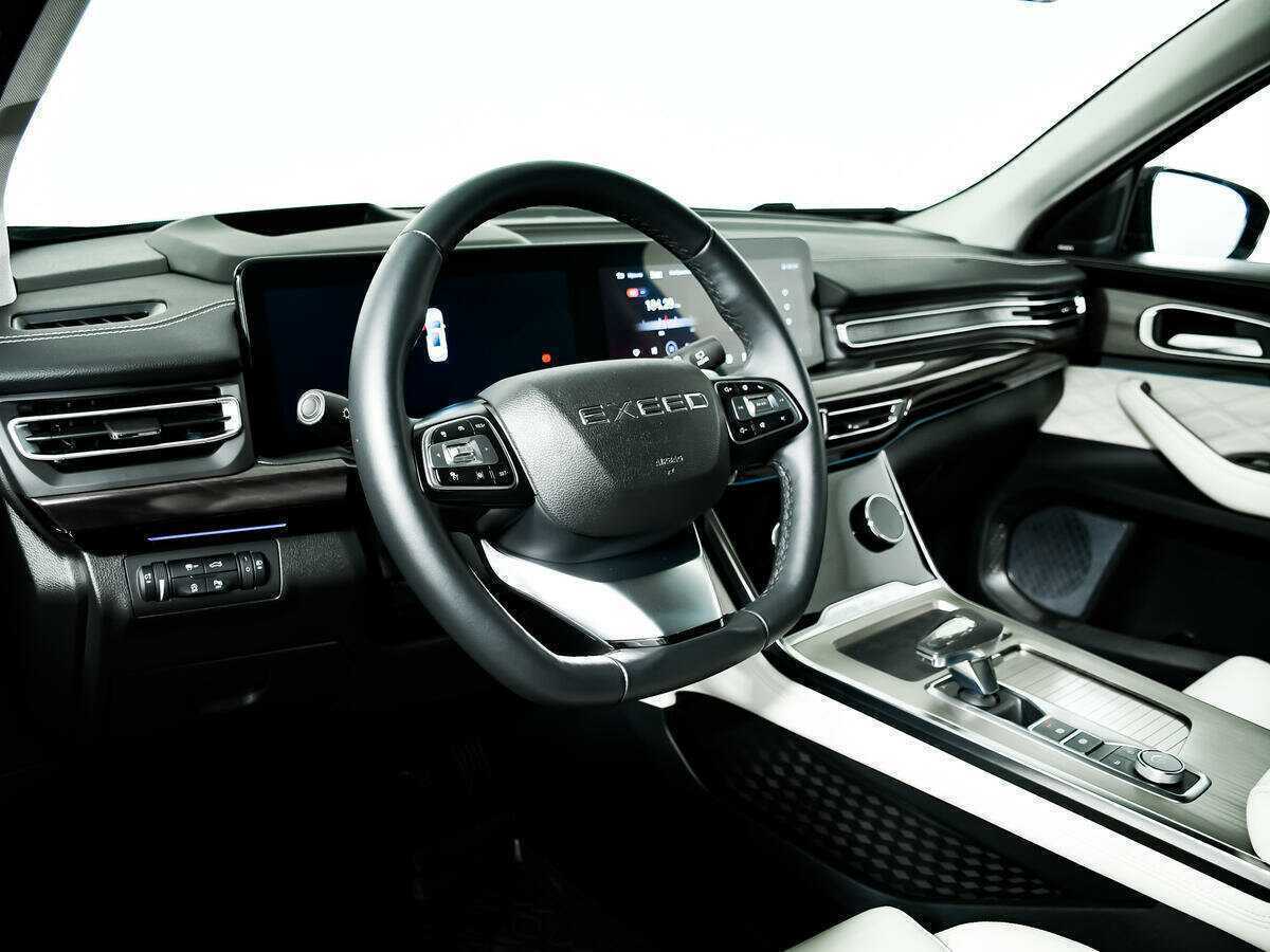 EXEED VX с пробегом — 2023 год. Фото: #11