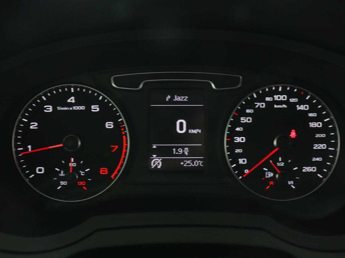 Audi Q3 с пробегом — 2014 год. Фото: #10