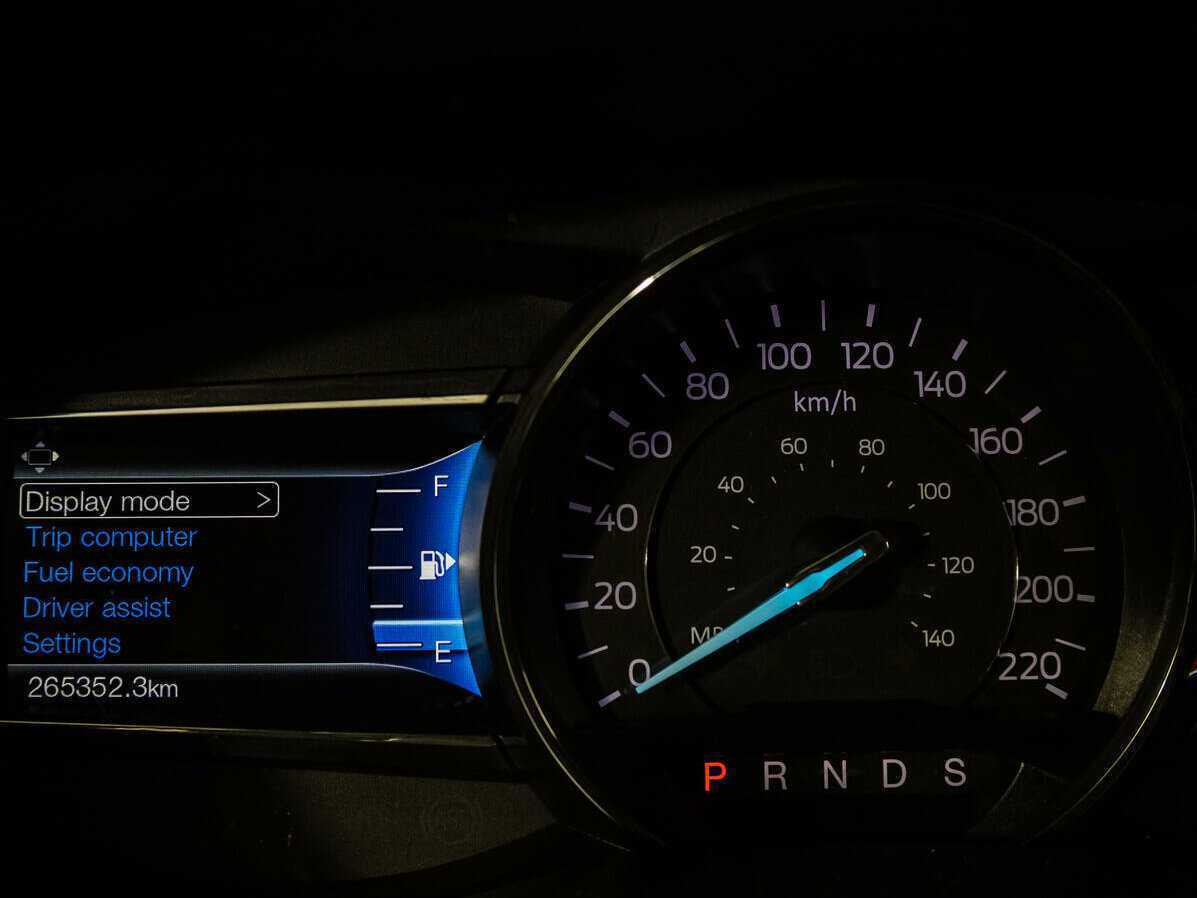 Ford Explorer с пробегом — 2016 год. Фото: #13