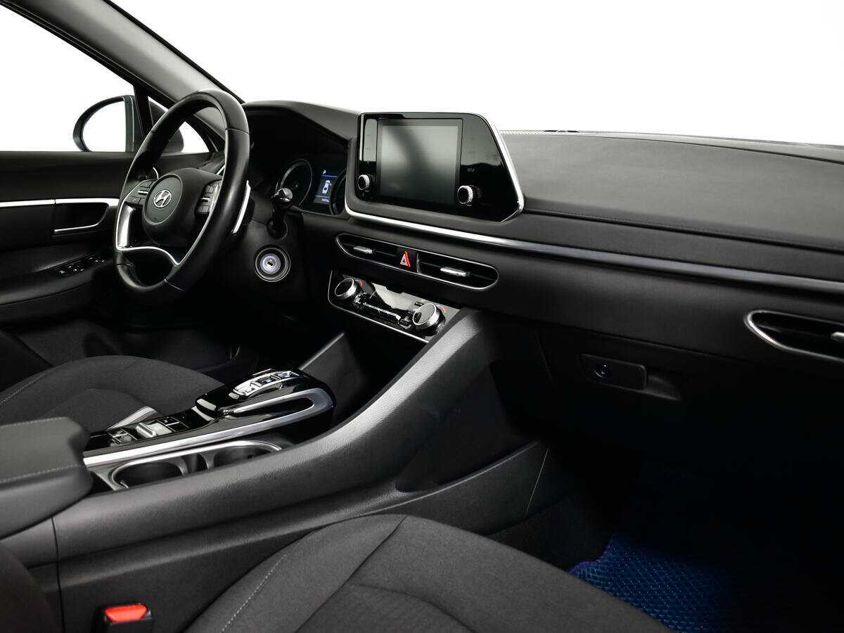 Hyundai Sonata с пробегом — 2020 год. Фото: #8