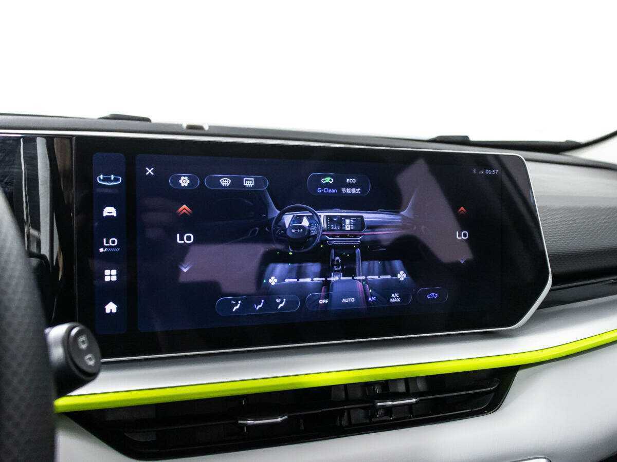 Geely Coolray с пробегом — 2023 год. Фото: #16