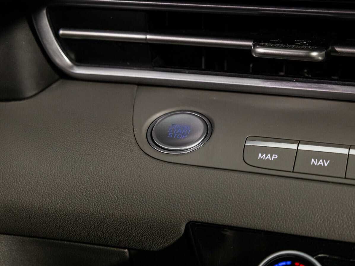 Hyundai Elantra с пробегом — 2021 год. Фото: #14