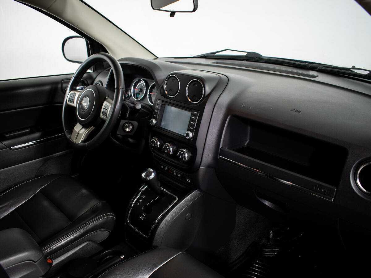 Jeep Compass с пробегом — 2012 год. Фото: #6