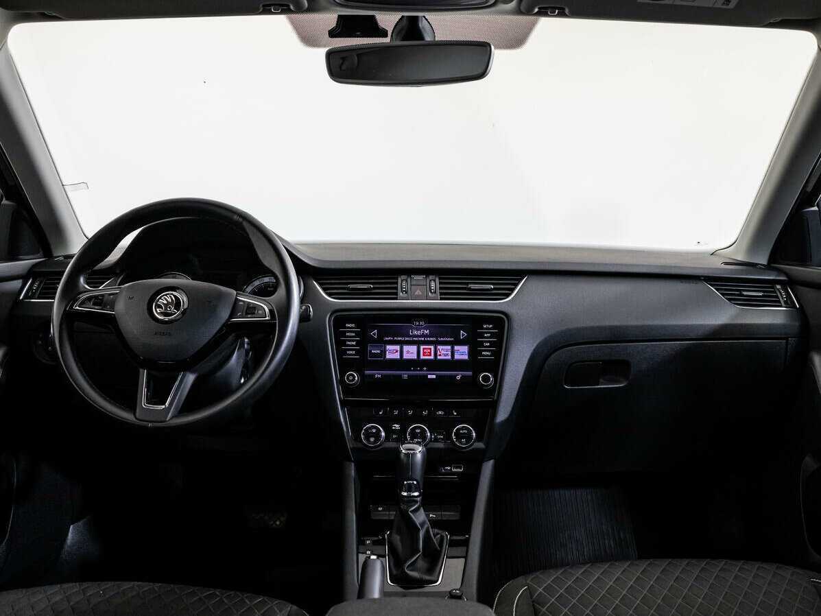 Skoda Octavia с пробегом — 2018 год. Фото: #9