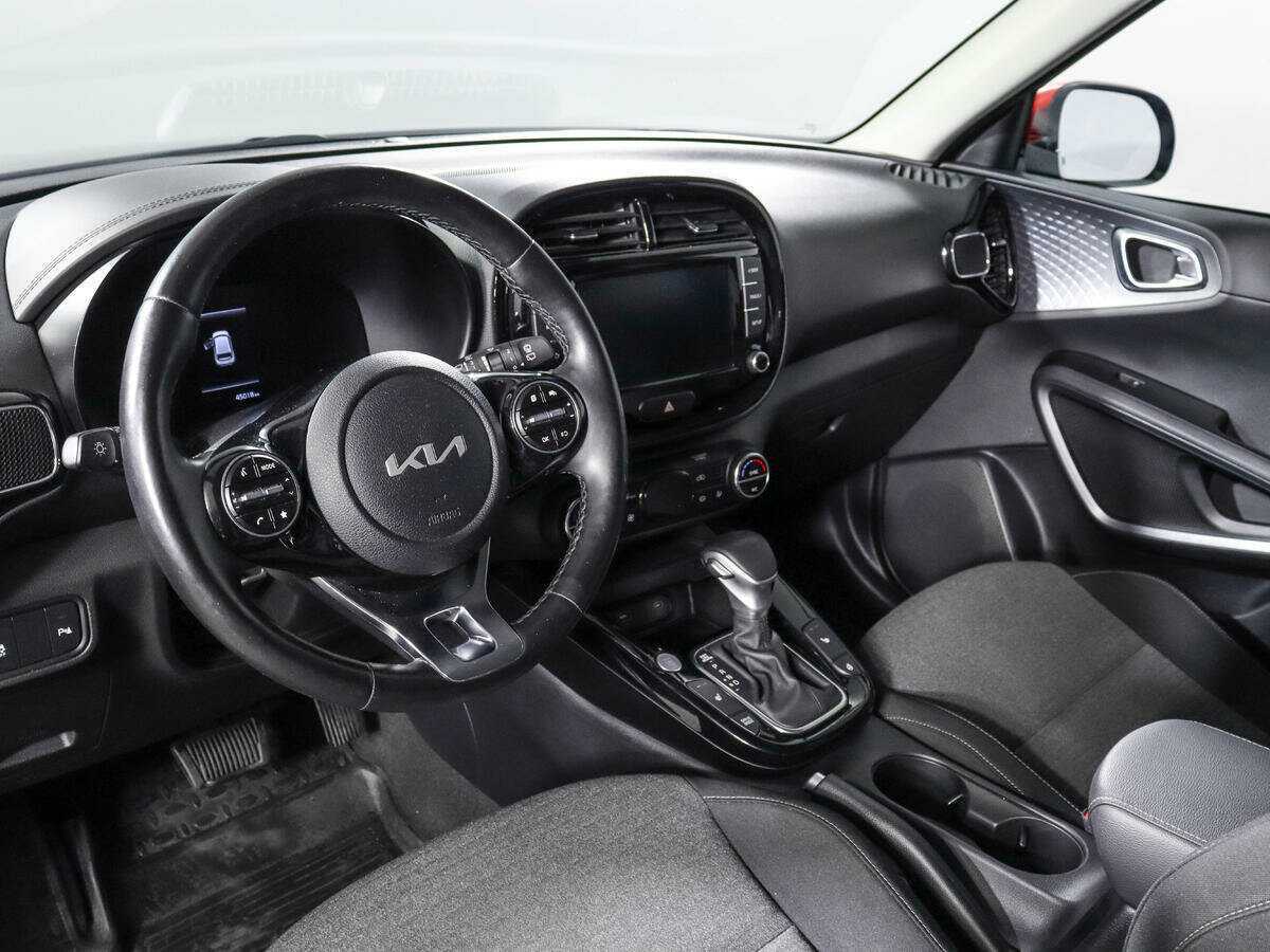 Kia Soul с пробегом — 2023 год. Фото: #13