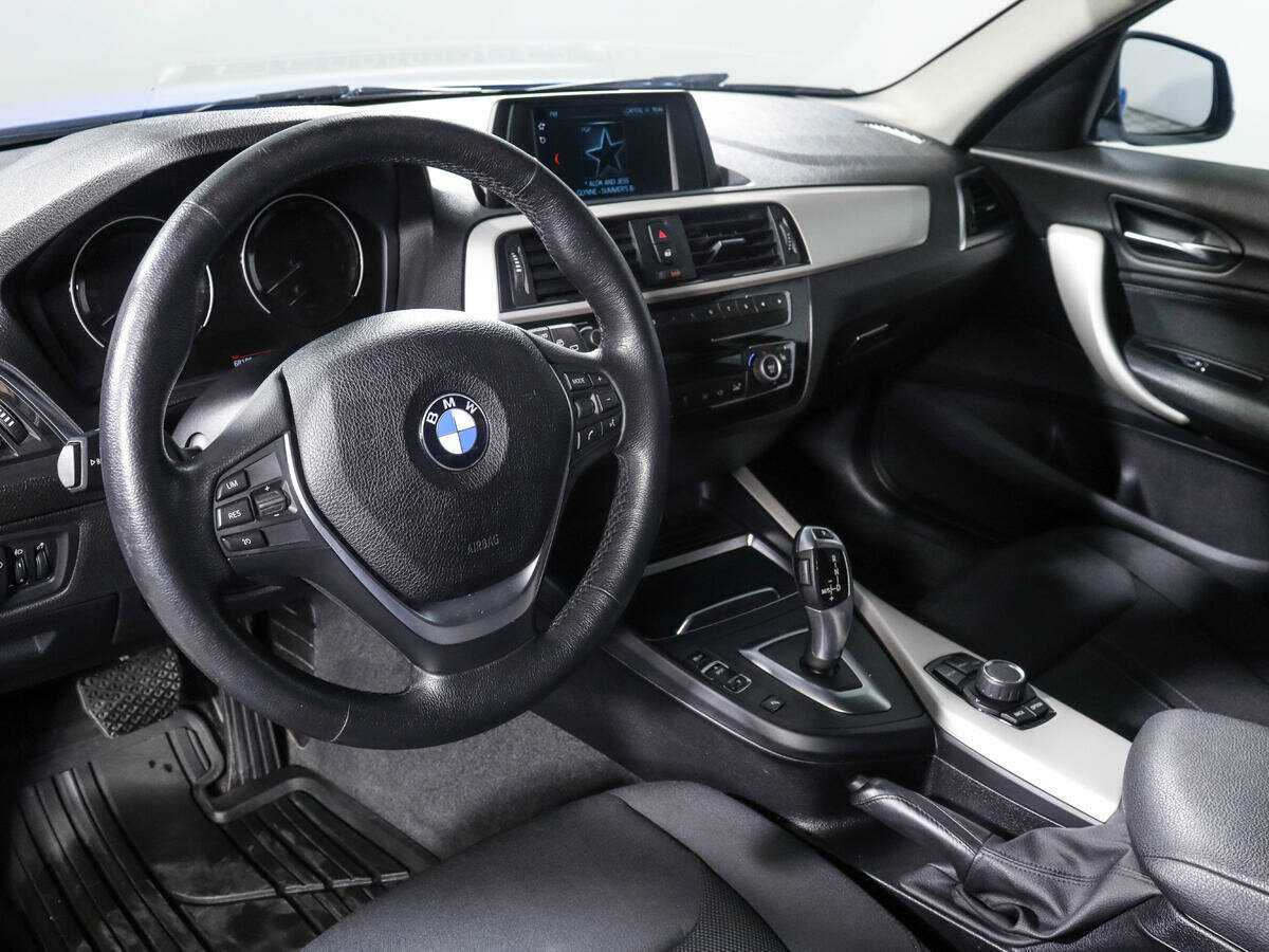 BMW 1 серии с пробегом — 2018 год. Фото: #11