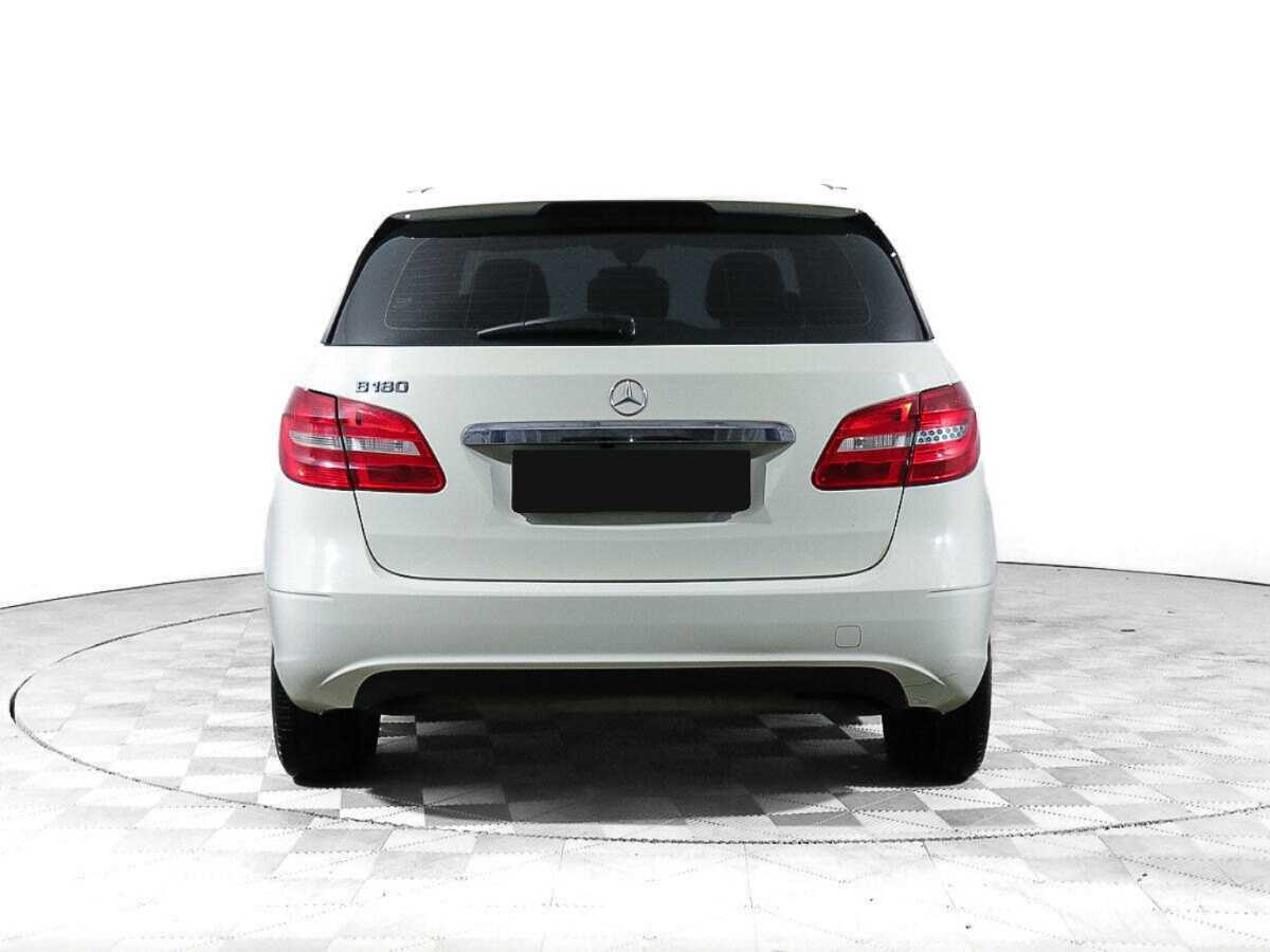 Mercedes-Benz B-Класс с пробегом — 2014 год. Фото: #4