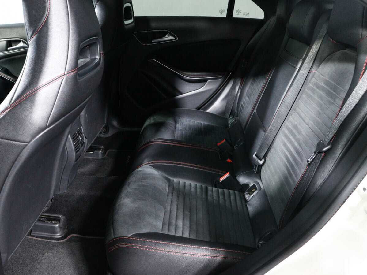 Mercedes-Benz CLA с пробегом — 2016 год. Фото: #6