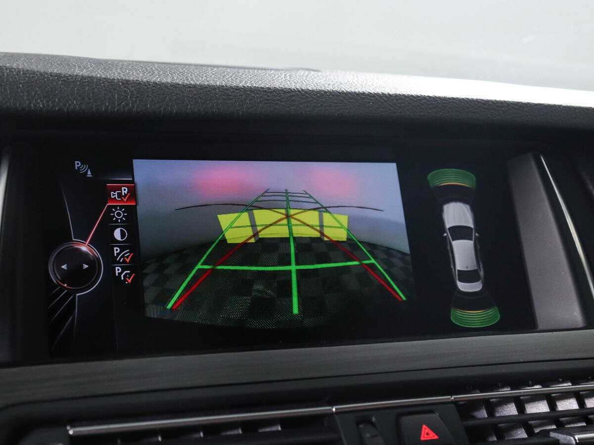 BMW 5 серии с пробегом — 2016 год. Фото: #17