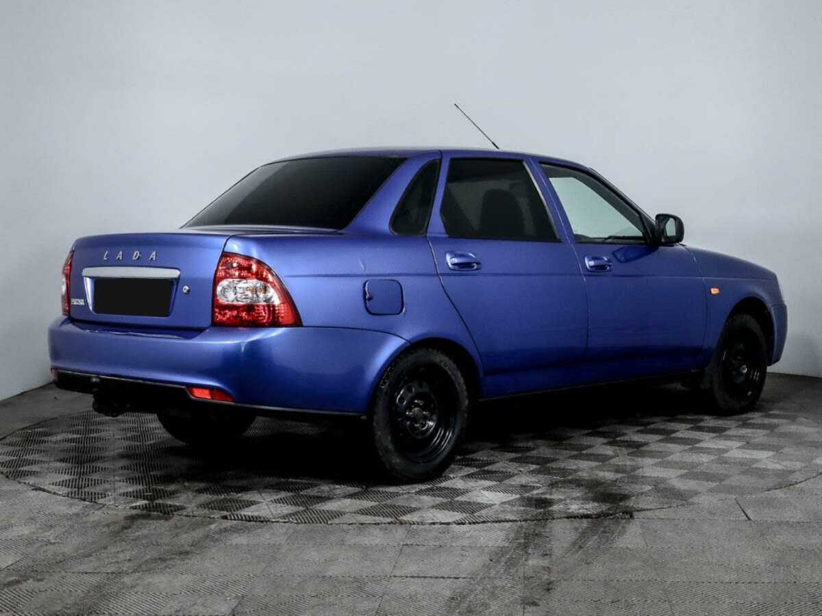 Lada (ВАЗ) Priora с пробегом — 2017 год. Фото: #3